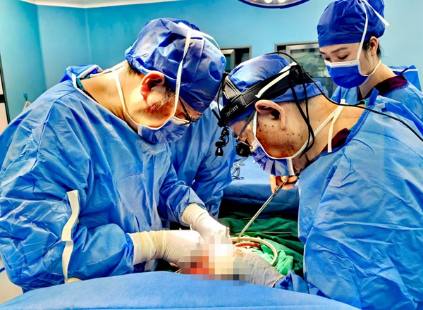 以实力为患者“护心” | 中山一院广西医院心胸外科完成体外循环下保留后瓣的二尖瓣置换术